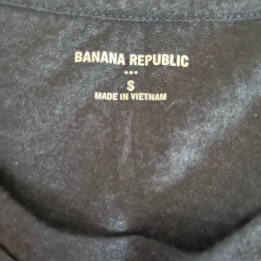 Banana Republic Men’s T-shirt size S